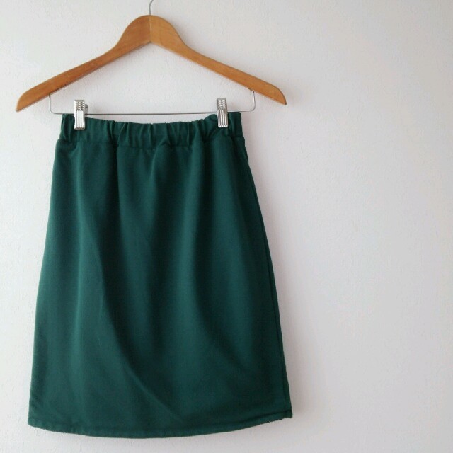 URBAN RESEARCH(アーバンリサーチ)の【未着用】リバーシブルスカート レディースのスカート(ひざ丈スカート)の商品写真
