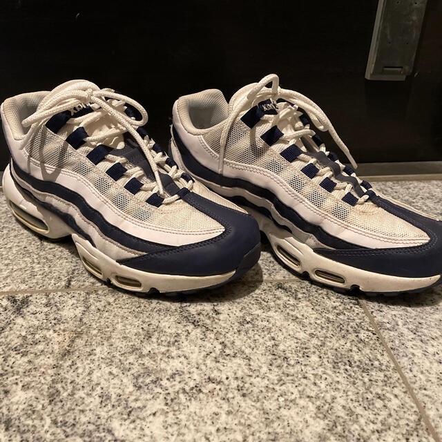 NIKE エアマックス95/25.5センチ(Color:  NAVY/WHT)