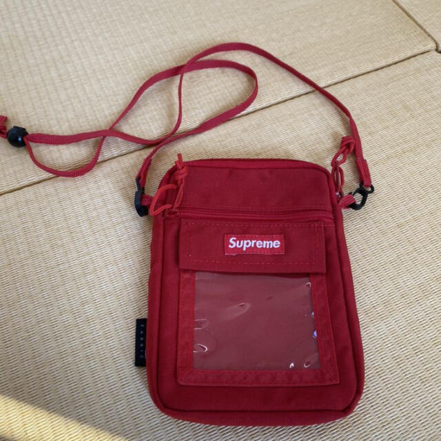 Supreme(シュプリーム)のsupreme Utility Pouch ポーチ　ウエストバック　ショルダー メンズのバッグ(ショルダーバッグ)の商品写真