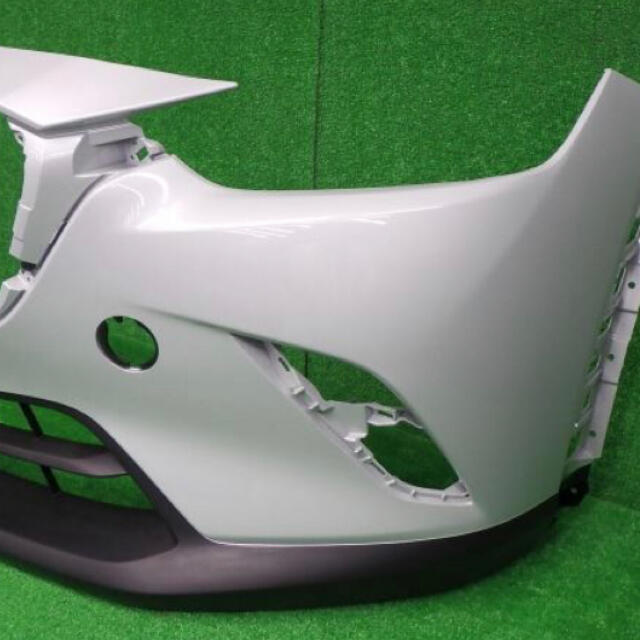 マツダ(マツダ)のDK5FW　CX-3のフロントバンパー 自動車/バイクの自動車(車種別パーツ)の商品写真