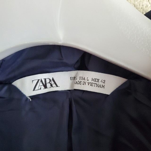 ZARA(ザラ)のザラ ZARA コーティング ジャケット パーカー ボルドー 42 L メンズ メンズのジャケット/アウター(マウンテンパーカー)の商品写真