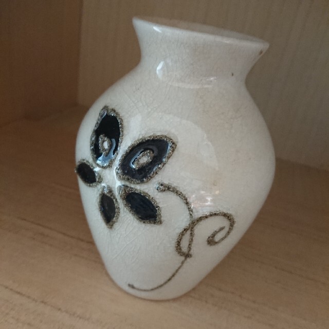 お花模様の花瓶の通販 By さすかい S Shop ラクマ お花模様の花瓶の通販 By さすかい S Shop ラクマ