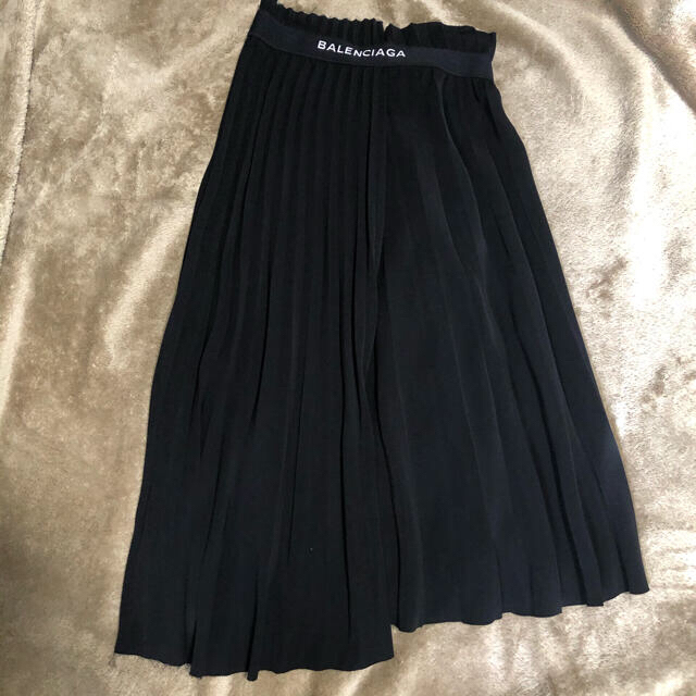 Balenciaga(バレンシアガ)の《BALENCIAGA》fancy pleats skirt (サイズ36) レディースのスカート(ひざ丈スカート)の商品写真