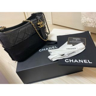 シャネル(CHANEL)のシャネル　ホーボーバッグ ブラック(ショルダーバッグ)