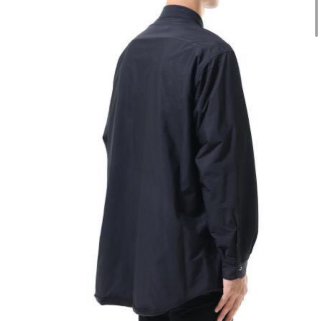 COMOLI(コモリ)のウッチー様専用　comoli   コモリ  ナイロンシャツジャケット　サイズ2 メンズのジャケット/アウター(ナイロンジャケット)の商品写真