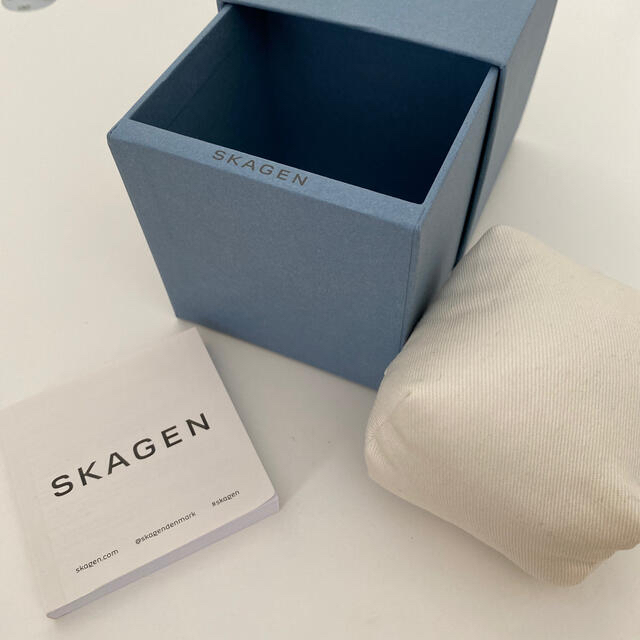 SKAGEN(スカーゲン)の【卍様専用】スカーゲンデンマーク　腕時計　箱　SKAGEN インテリア/住まい/日用品のオフィス用品(ラッピング/包装)の商品写真