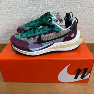 サカイ(sacai)のnike sacai String and Black-Villan Red(スニーカー)