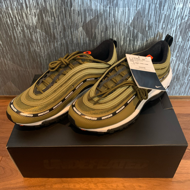 NIKE(ナイキ)のNIKE AIR MAX 97 × UNDEFEATED 26cm メンズの靴/シューズ(スニーカー)の商品写真