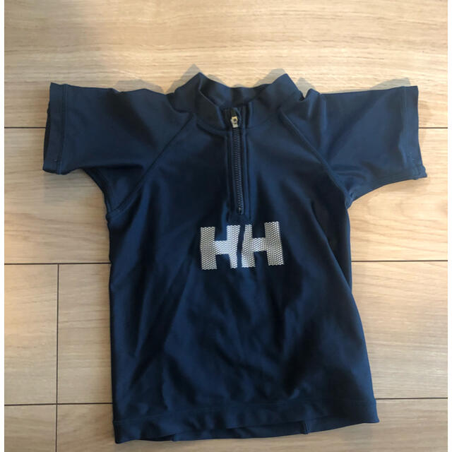 HELLY HANSEN(ヘリーハンセン)のへリーハンセン　ラッシュガード100 キッズ/ベビー/マタニティのキッズ服男の子用(90cm~)(水着)の商品写真