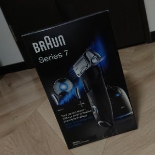 ブラウン(BRAUN)のBRAUN Series7 760cc-7（未使用）(メンズシェーバー)