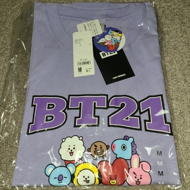 防弾少年団(BTS)(ボウダンショウネンダン)のBT21 M パープル Tシャツ 防弾少年団 バンタン BTS コラボ レディースのトップス(Tシャツ(半袖/袖なし))の商品写真