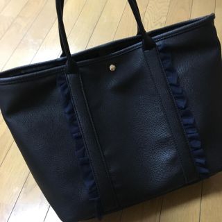 トッコ(tocco)のtocco  フリルトートバッグ(トートバッグ)