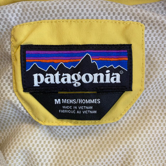 patagonia(パタゴニア)の〔サーフ＆スノー様専用〕バギーズジャケット サーフボードイエロー M メンズのジャケット/アウター(ナイロンジャケット)の商品写真