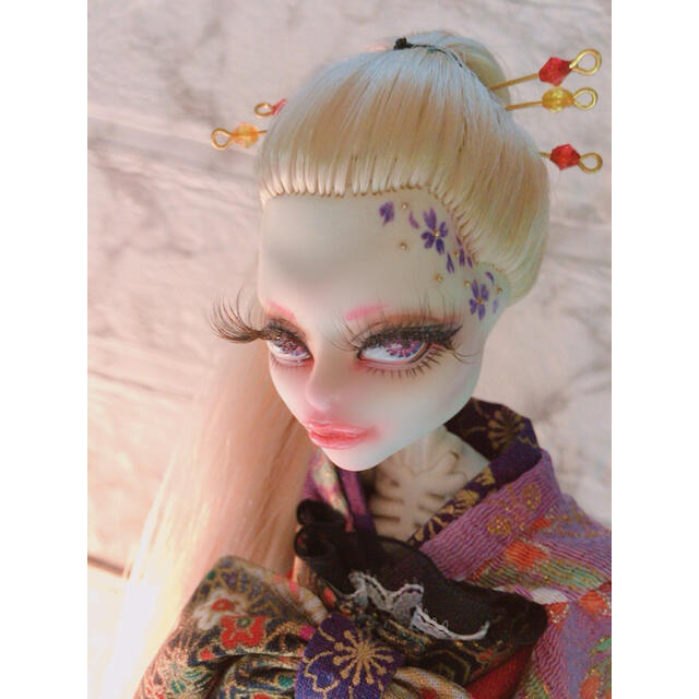 モンスターハイ ♡アビー♡ ooakdoll カスタム リペイント