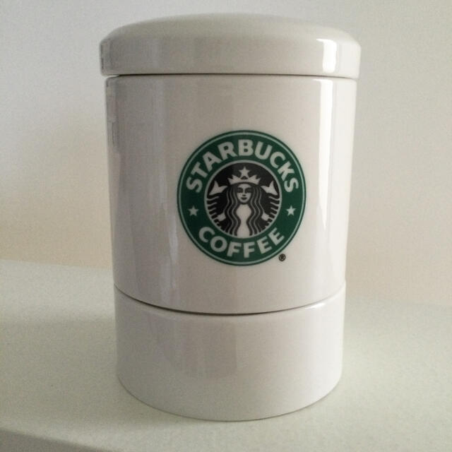 Starbucks Coffee(スターバックスコーヒー)のStarbucks Coffee  キャニスター　陶器 インテリア/住まい/日用品のキッチン/食器(収納/キッチン雑貨)の商品写真