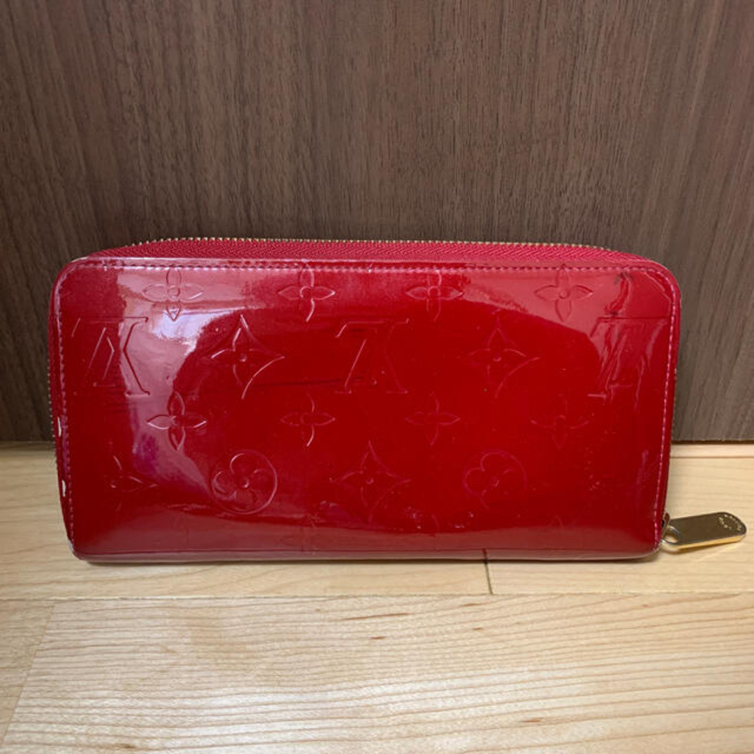 LOUIS VUITTON(ルイヴィトン)のLOUIS VUITTON ジッピーウォレット レディースのファッション小物(財布)の商品写真