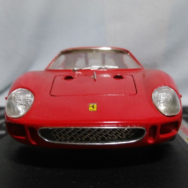 Ferrari(フェラーリ)のFerrari250LM  1/24スケールダイキャストモデル(リユース品) エンタメ/ホビーのおもちゃ/ぬいぐるみ(ミニカー)の商品写真