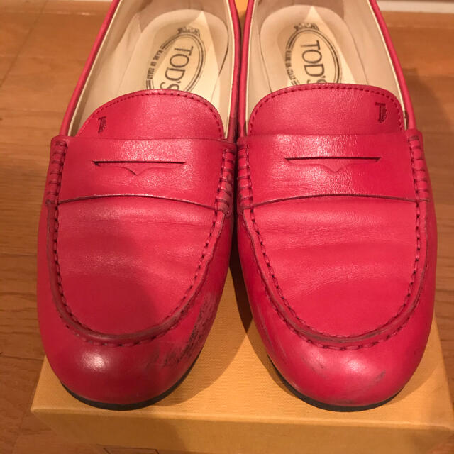 TOD'S(トッズ)のTod's トッズ　ローファー　モカシン　スリッポン　37 ピンク メンズの靴/シューズ(スリッポン/モカシン)の商品写真