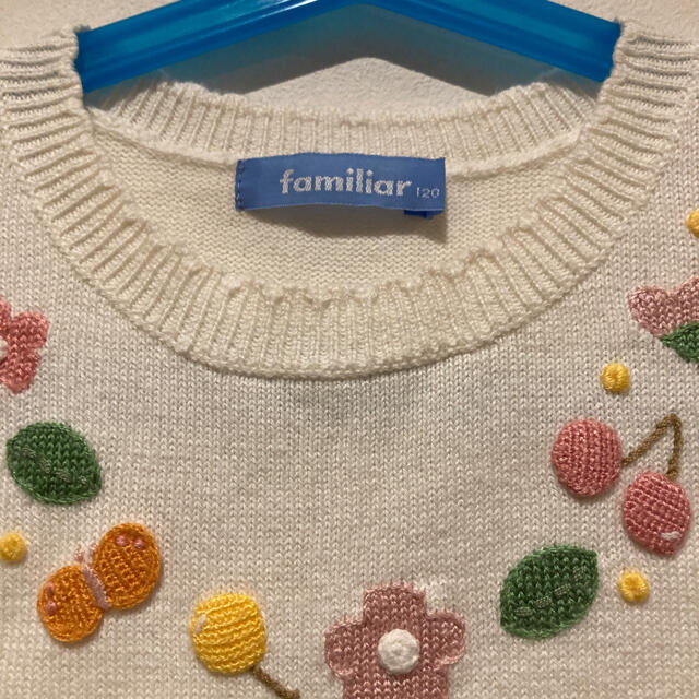 familiar(ファミリア)の専用です！美品　ファミリアベスト　120 キッズ/ベビー/マタニティのキッズ服女の子用(90cm~)(ニット)の商品写真