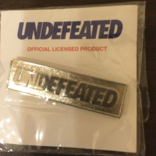 アンディフィーテッド(UNDEFEATED)の新品 未使用 UNDEFEATED LOGO ICON PIN SILVER(その他)