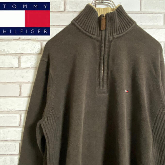 TOMMY HILFIGER(トミーヒルフィガー)の90s 古着 トミーヒルフィガー ハーフジップ ニット 刺繍ロゴ  ゆるだぼ メンズのトップス(ニット/セーター)の商品写真