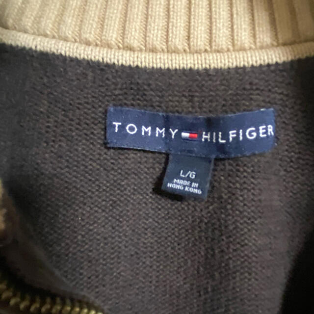 TOMMY HILFIGER(トミーヒルフィガー)の90s 古着 トミーヒルフィガー ハーフジップ ニット 刺繍ロゴ  ゆるだぼ メンズのトップス(ニット/セーター)の商品写真