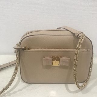 フェラガモ(Ferragamo)の美品　フェラガモ   チェーンショルダー(ショルダーバッグ)