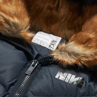 sacai - Nike x sacai ダウンジャケット xsの通販 by TOTO's shop sacai - Nike x sacai ダウンジャケット xsの通販 by TOTO's shop