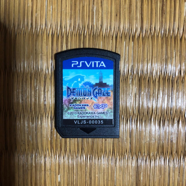 PlayStation Vita(プレイステーションヴィータ)のpsvita  DEMON GAZE エンタメ/ホビーのゲームソフト/ゲーム機本体(家庭用ゲームソフト)の商品写真