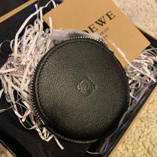 LOEWE   新品LOEWEロエベ丸型コインケースの通販 by Tam's