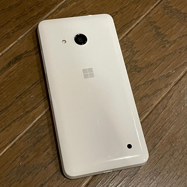 Microsoft(マイクロソフト)のMicrosoft Lumia 550 8GB（白）海外版SIMフリー スマホ/家電/カメラのスマートフォン/携帯電話(スマートフォン本体)の商品写真