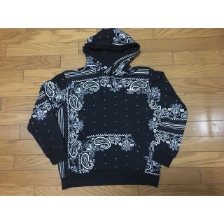 adidas - 中古アディダスＯペイズリー黒パーカー総柄バンダナ柄の通販