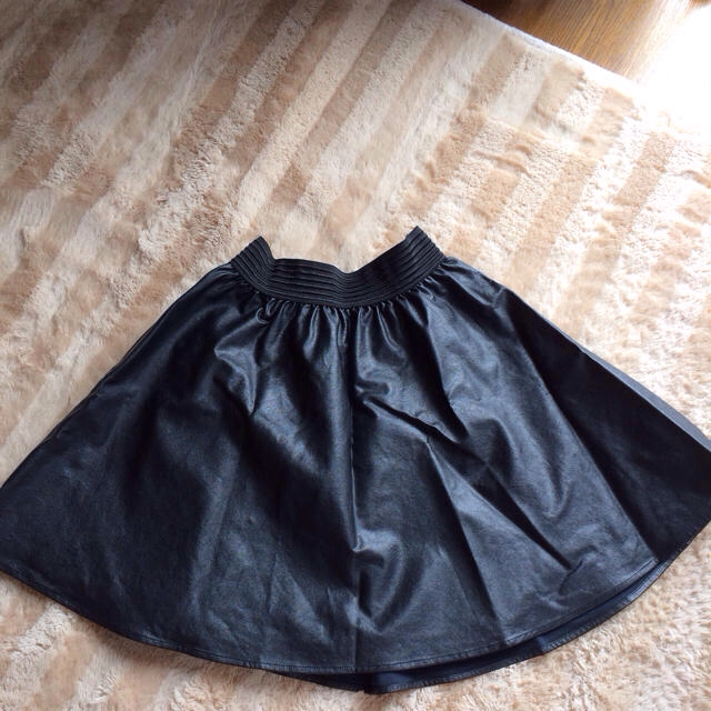 MURUA(ムルーア)のMURUA レザースカートsize F レディースのスカート(ひざ丈スカート)の商品写真