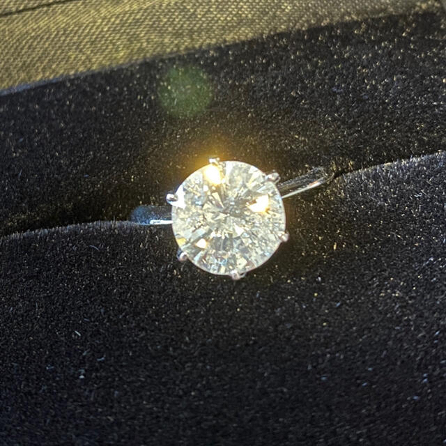 約3ct  大粒天然ダイヤモンドリング　中古 レディースのアクセサリー(リング(指輪))の商品写真