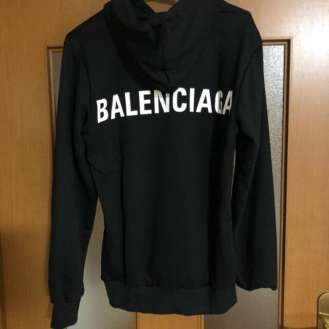 フーディ【ブラック】バレンシアガ  Balenciaga パーカー　フーディ