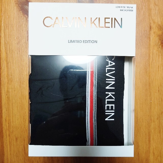 Calvin Klein(カルバンクライン)のCALVIN KLEIN ボクサーパンツ NB2204 メンズのアンダーウェア(ボクサーパンツ)の商品写真