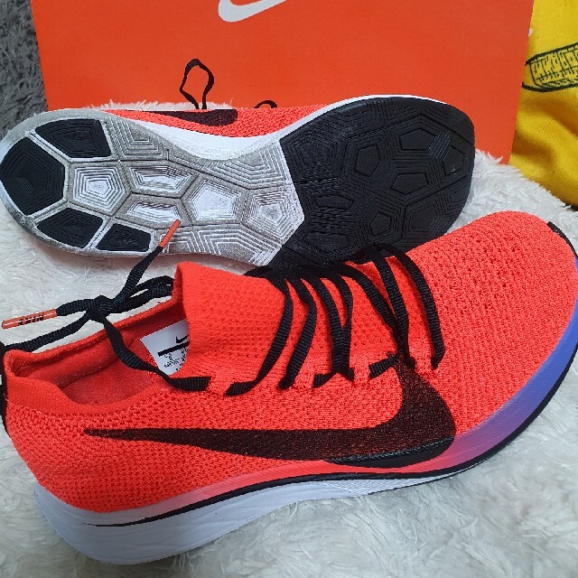 NIKE VAPORFLY 4% FLYKNIT 24cm 1