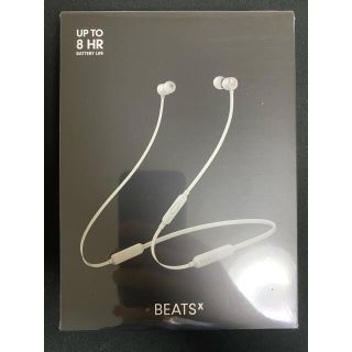 アップル(Apple)の【新品未開封】beats x ホワイト　白(ヘッドフォン/イヤフォン)