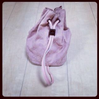 グッチ(GUCCI)のGUCCI♡きんちゃく(ポーチ)