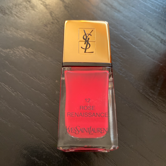 Yves Saint Laurent Beaute(イヴサンローランボーテ)のイヴ・サンローラン　ララッククチュール コスメ/美容のネイル(マニキュア)の商品写真