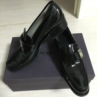 プラダ(PRADA)のPRADA ローファー(ローファー/革靴)