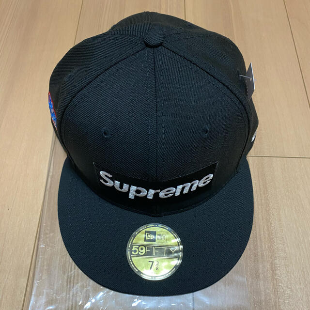 supreme newera world famous 7 3/8 黒 ブラックメンズ