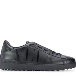VALENTINO - VLTNロゴデザインのレザースニーカー の通販 by R..♡*。゚