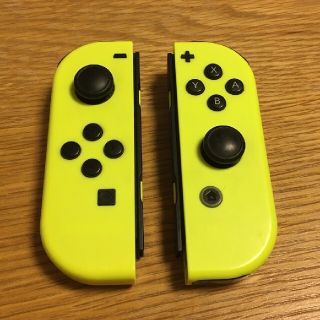 ニンテンドースイッチ(Nintendo Switch)のニンテンドースイッチ　ジャンク　ジョイコン　イエロー(その他)