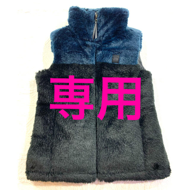 THE NORTH FACE(ザノースフェイス)の【新春お値下げ】【美品】ノースフェイス　ダウンベスト　メンズXS ネイビー メンズのジャケット/アウター(ダウンベスト)の商品写真