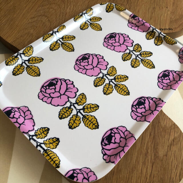 マリメッコ marimekko ヴィヒキルース トレイ????新品未使用