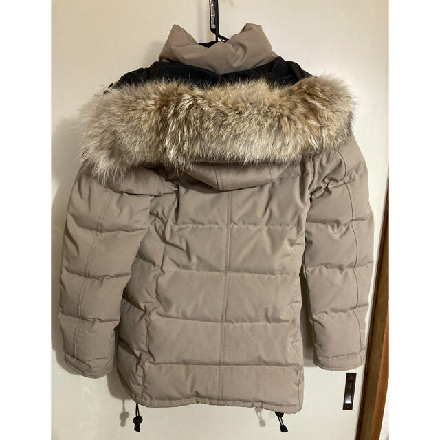 CANADA GOOSE(カナダグース)のカナダグース  ベルビルＳ レディースのジャケット/アウター(ダウンジャケット)の商品写真