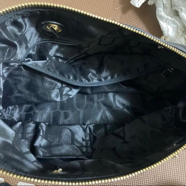 Furla(フルラ)のFURLA チェーン　トートバッグ　黒　ブラック レディースのバッグ(トートバッグ)の商品写真