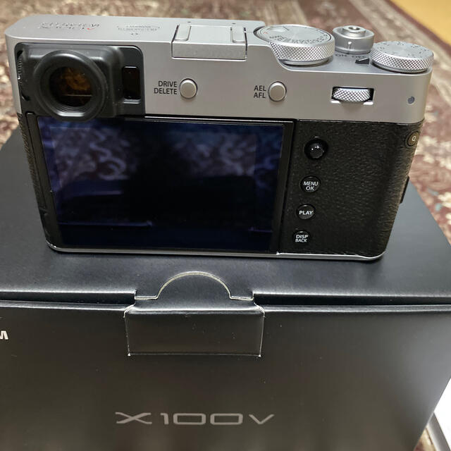 美品　富士フイルム　X100v シルバー