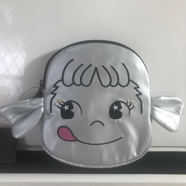 今ならほぼ即納！ すごく可愛い アナスイxペコちゃん コラボポーチ バッグ
